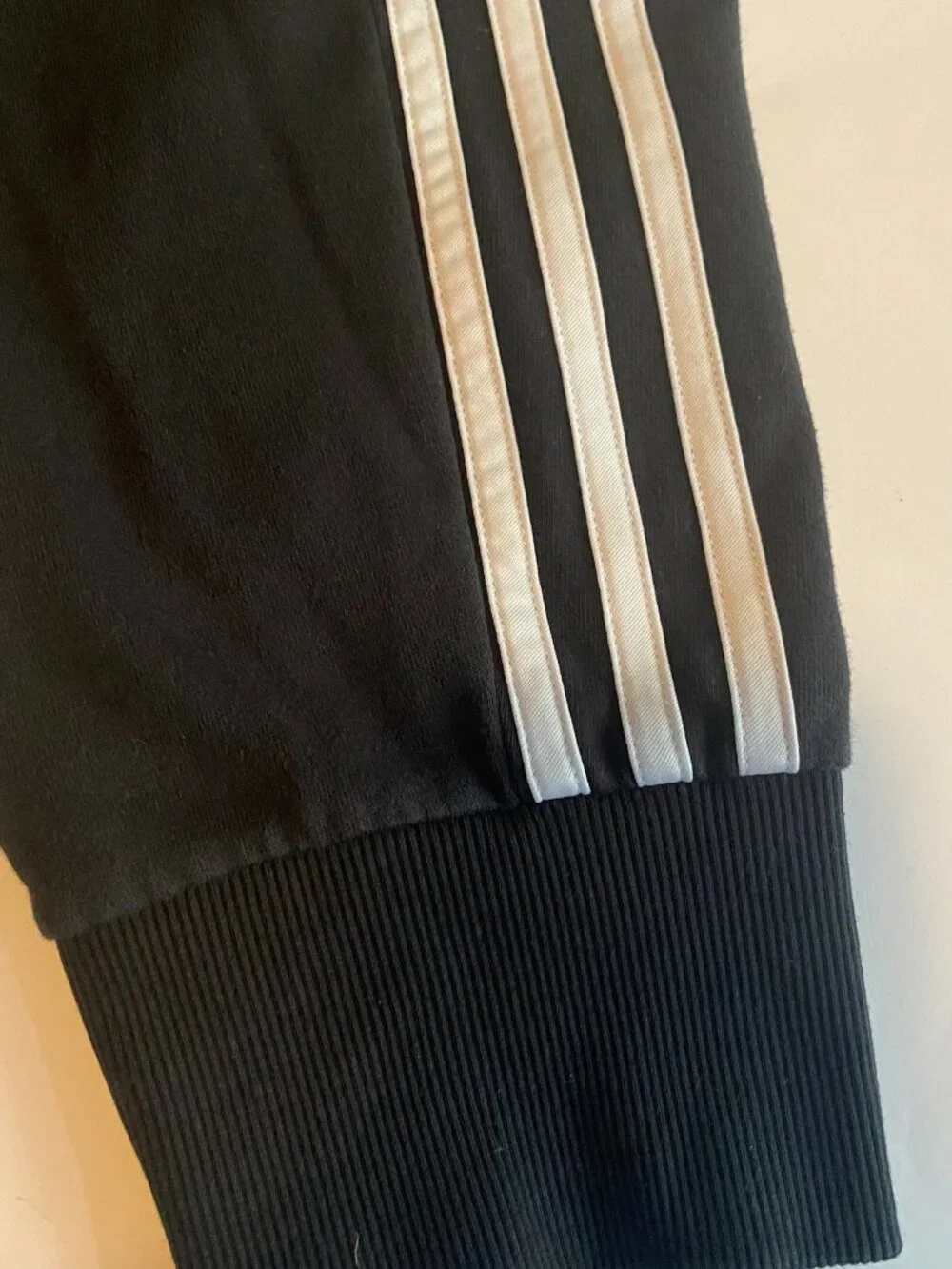 adidas joggers color
